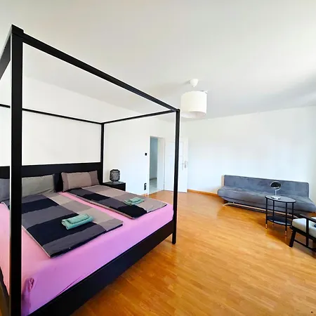 City House 2f *